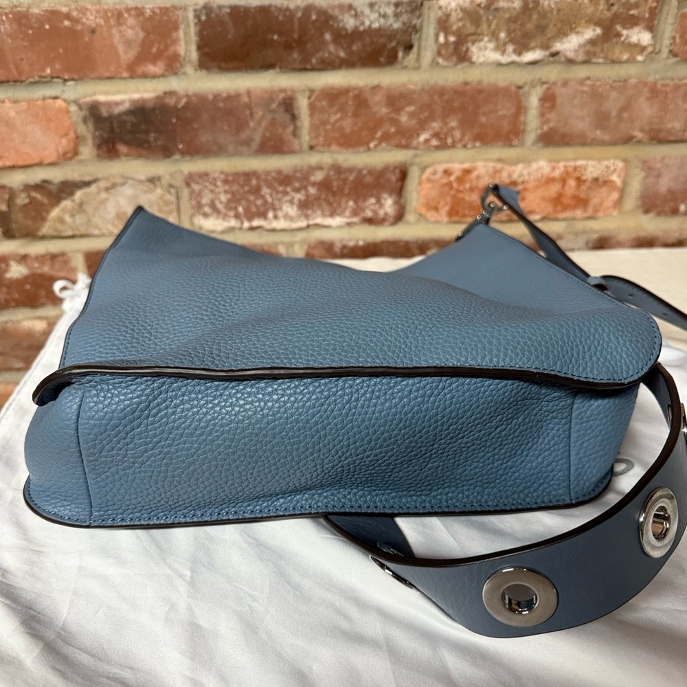Michael Kors EUC++ Sullivan Blue Pebbled Leather Crossbody Shoulder Bag - Picture 6 of 13